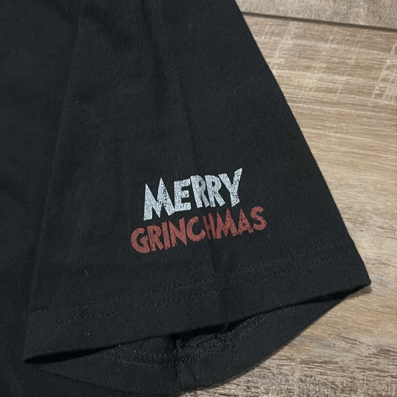 NWOT Grinch Merry Grinchmas Christmas T Shirt XS - Picture 5 of 8